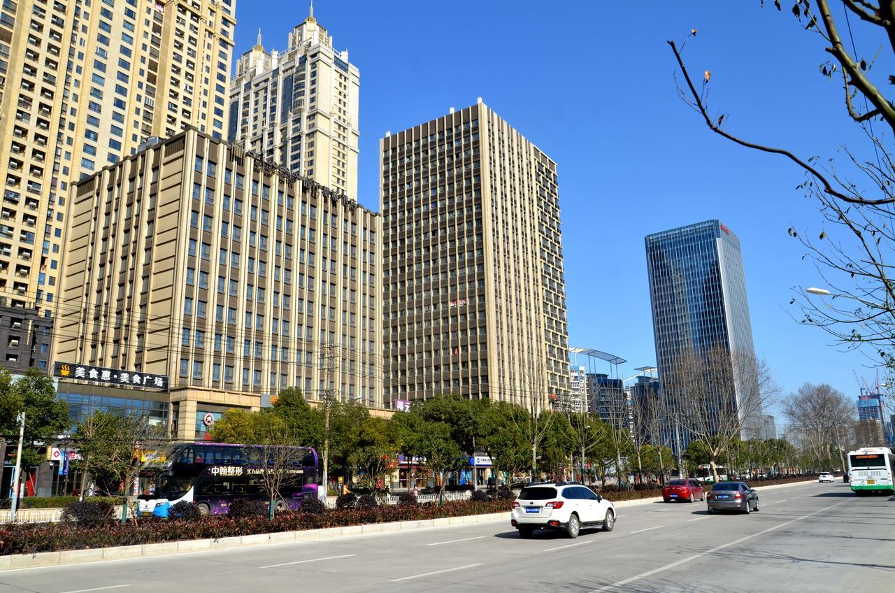 Metropolo, Wuhan, Wuchang Jiangtan Jiyuqiao Subway Station Екстер'єр фото